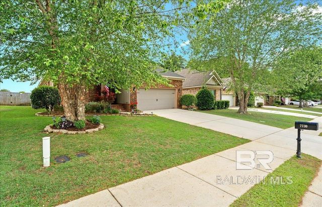 7730 Kari Lane, Daphne, AL 36526