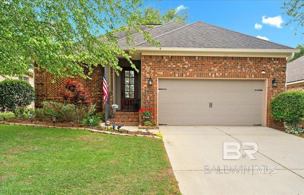 7730 Kari Lane, Daphne, AL 36526