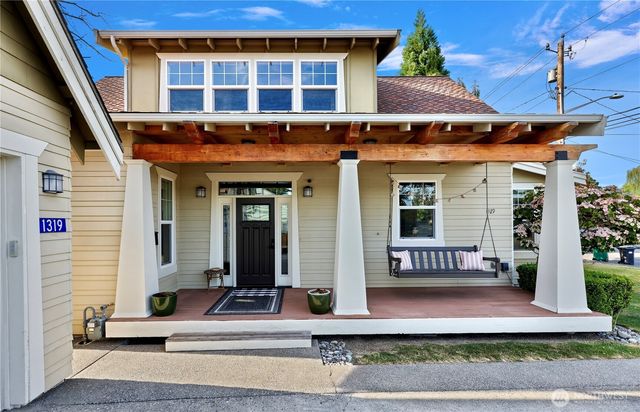 1319 S 13th Street, Mount Vernon, WA 98274