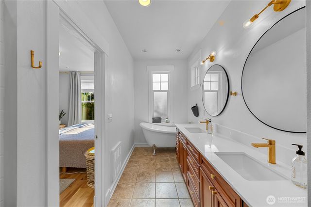 1319 S 13th Street, Mount Vernon, WA 98274