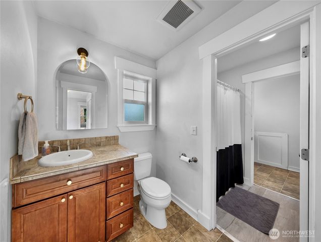 1319 S 13th Street, Mount Vernon, WA 98274