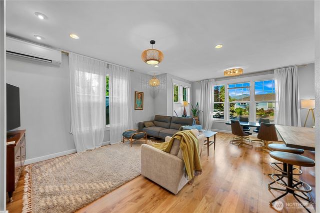 1319 S 13th Street, Mount Vernon, WA 98274