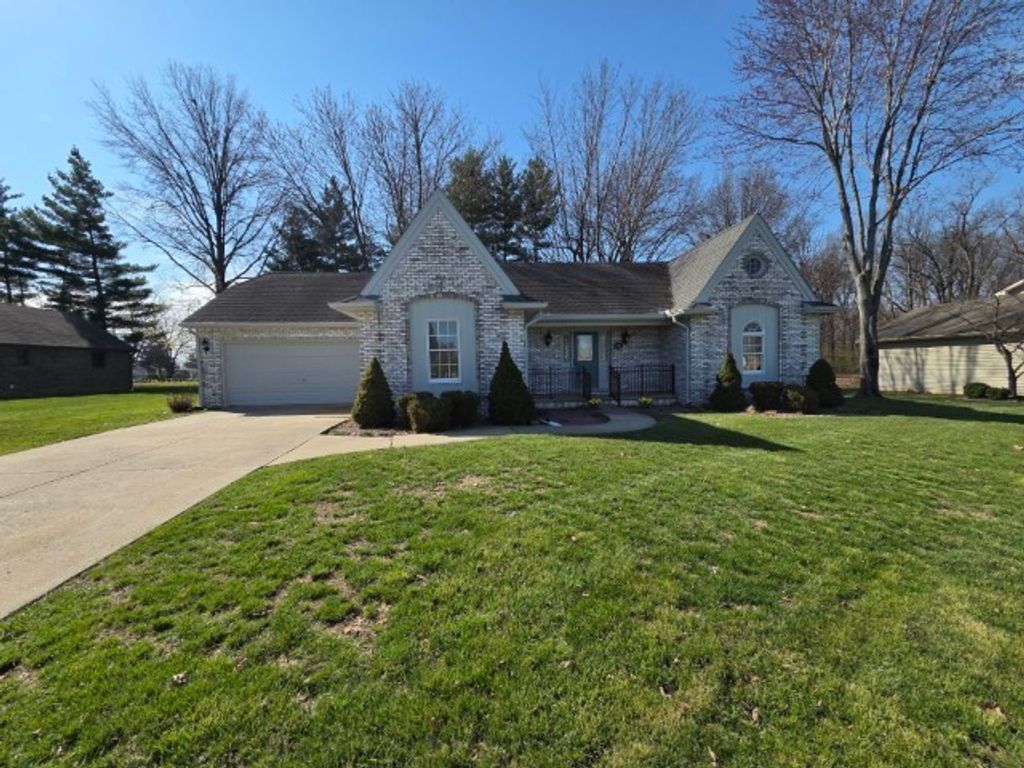 Image 46 of property listing at 3405 Piccadilly Avenue, Mt Vernon, IL 62864