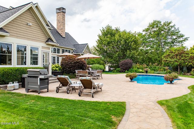 50 Grand View Drive, Queensbury, NY 12804