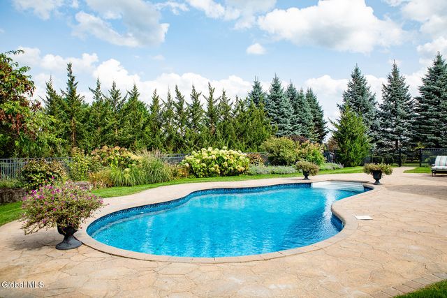 50 Grand View Drive, Queensbury, NY 12804