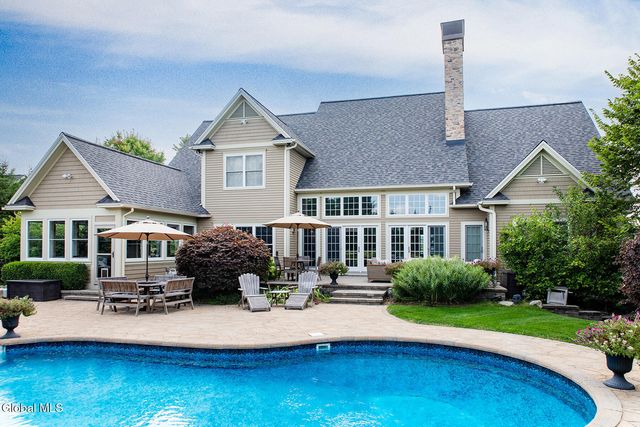 50 Grand View Drive, Queensbury, NY 12804