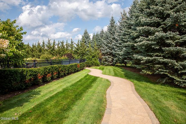 50 Grand View Drive, Queensbury, NY 12804