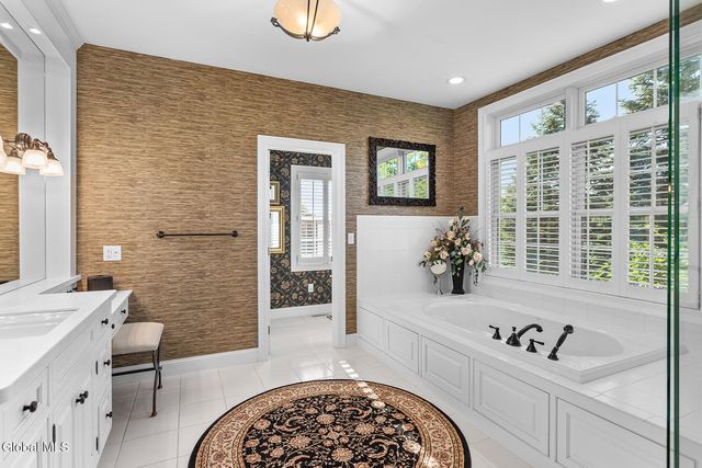 50 Grand View Drive, Queensbury, NY 12804