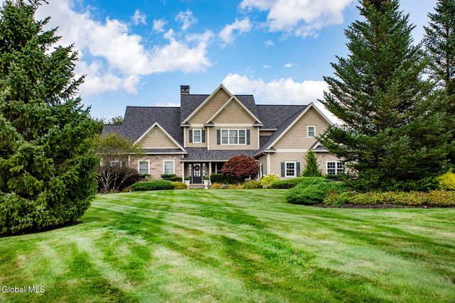 50 Grand View Drive, Queensbury, NY 12804