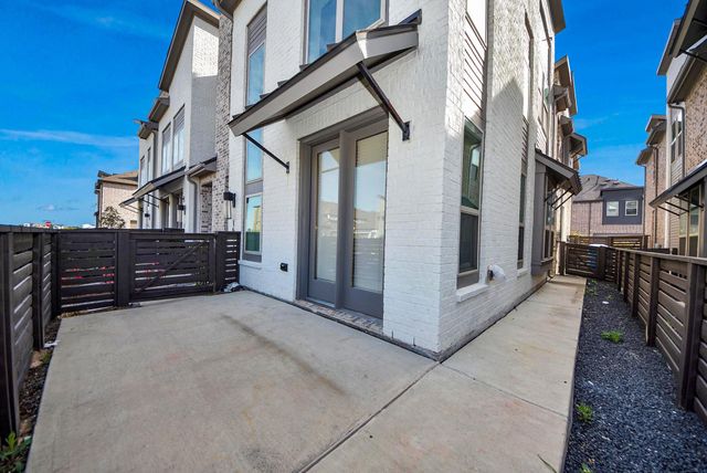 16646 Texas Hill Country Road, Cypress, TX 77433