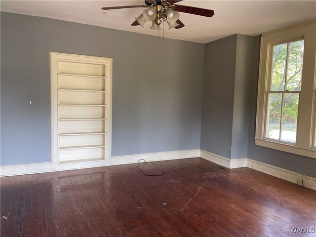 500 S MAIN, Demopolis, AL 36732