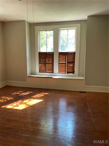 500 S MAIN, Demopolis, AL 36732