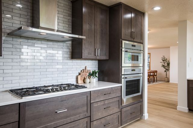 605 Cedar Hill Road NE, Albuquerque, NM 87122