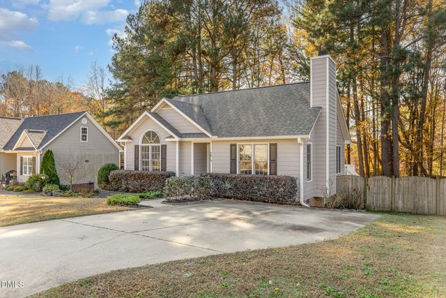 2813 Glastonbury Road, Apex, NC 27539