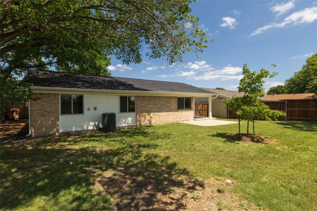 112 Village Drive, Lewisville, TX 75067