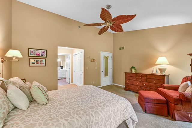 2875 River Birch DRIVE #A, Brookfield, WI 53045