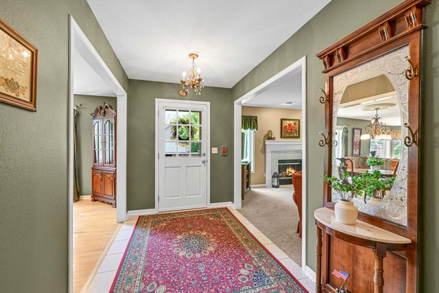 2875 River Birch DRIVE #A, Brookfield, WI 53045