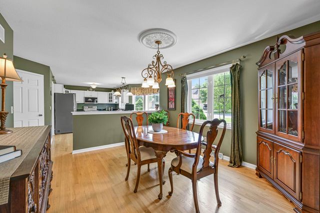 2875 River Birch DRIVE #A, Brookfield, WI 53045