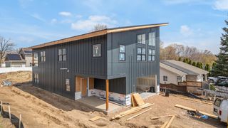 7577 138th Street W, Apple Valley, MN 55124