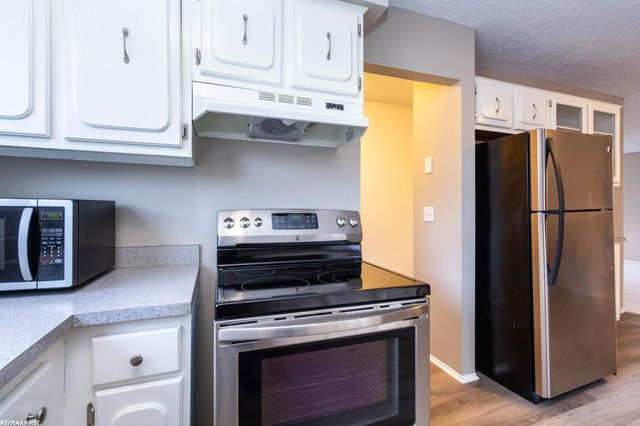 37216 Vernon Drive, Sterling Heights, MI 48310