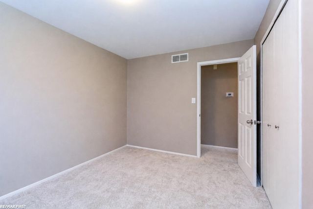 37216 Vernon Drive, Sterling Heights, MI 48310