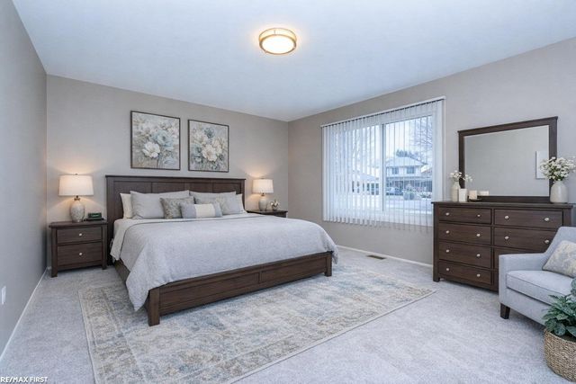 37216 Vernon Drive, Sterling Heights, MI 48310