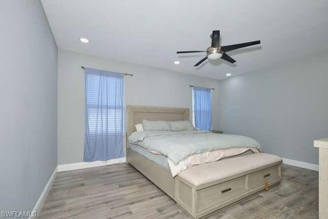 135 SW 31st ST, Cape Coral, FL 33914