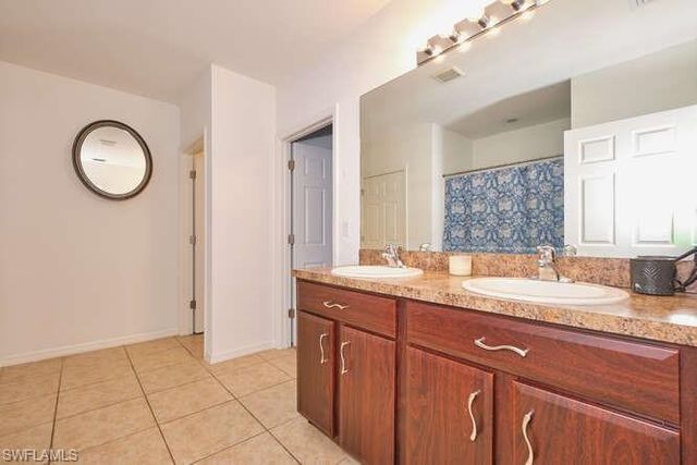 135 SW 31st ST, Cape Coral, FL 33914