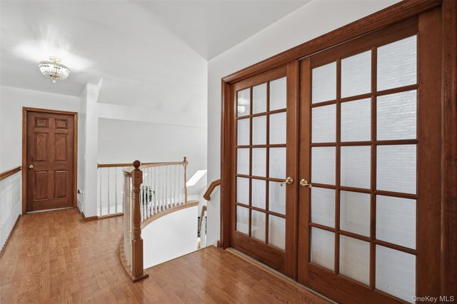 18 Bray Farm Lane, Wappingers Falls, NY 12590