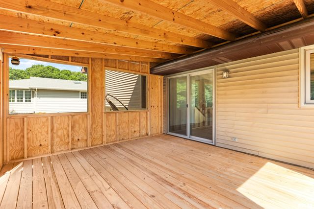 105 FOX RUN Court, East Peoria, IL 61611