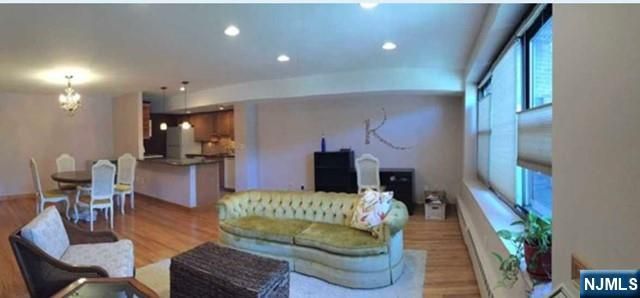 95 Orient Way 3G, Rutherford, NJ 07070