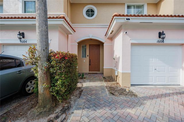 1606 Seminole Palms Drive, Greenacres, FL 33463
