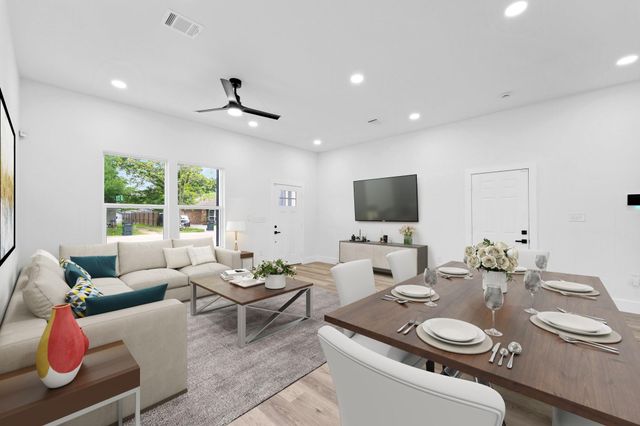 821 Empire Street, El Campo, TX 77437