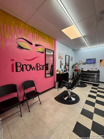 8521 Bandera Rd 1, San Antonio, TX 78216