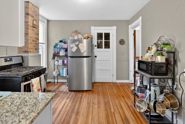 225 Western Avenue, Albany, NY 12203