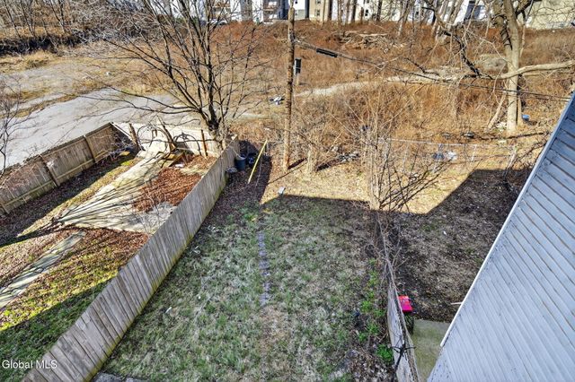 225 Western Avenue, Albany, NY 12203