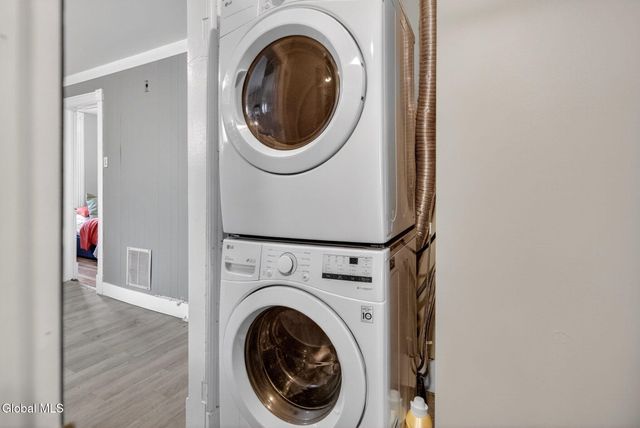 225 Western Avenue, Albany, NY 12203