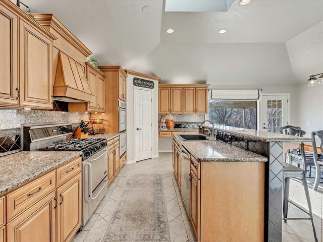 2100 Aspen Way, Guthrie, OK 73044