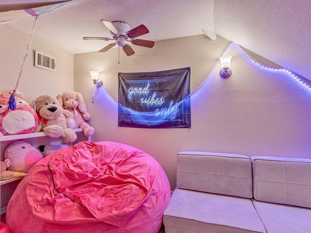 2100 Aspen Way, Guthrie, OK 73044