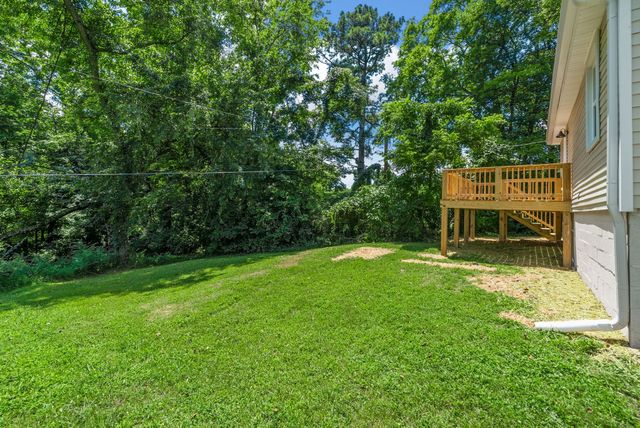 1001 Kendrick St, Clarksville, TN 37043