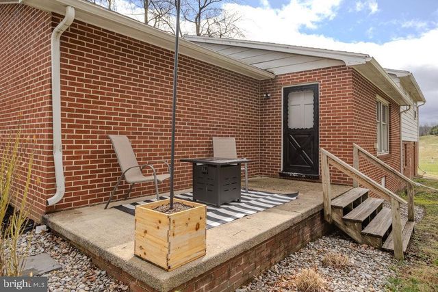 515 MAINSVILLE ROAD, Shippensburg, PA 17257