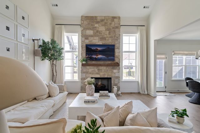 2045 Bocage Cir, Nolensville, TN 37135