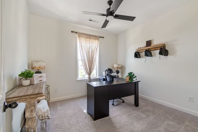 2045 Bocage Cir, Nolensville, TN 37135