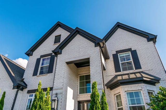 2045 Bocage Cir, Nolensville, TN 37135