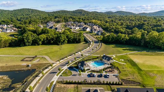2045 Bocage Cir, Nolensville, TN 37135