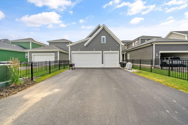 1969 Mulberry Lane, Lewis Center, OH 43035