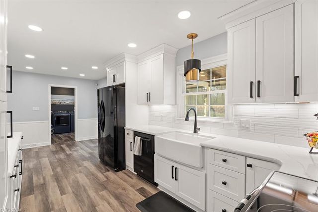 4520 Chebar Drive, Pfafftown, NC 27040