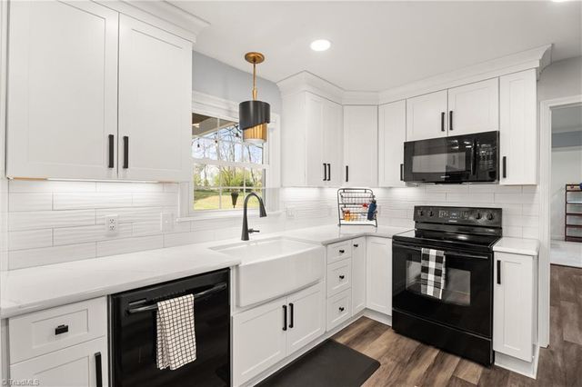 4520 Chebar Drive, Pfafftown, NC 27040