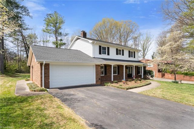 4520 Chebar Drive, Pfafftown, NC 27040