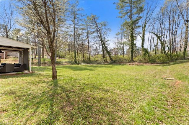 4520 Chebar Drive, Pfafftown, NC 27040